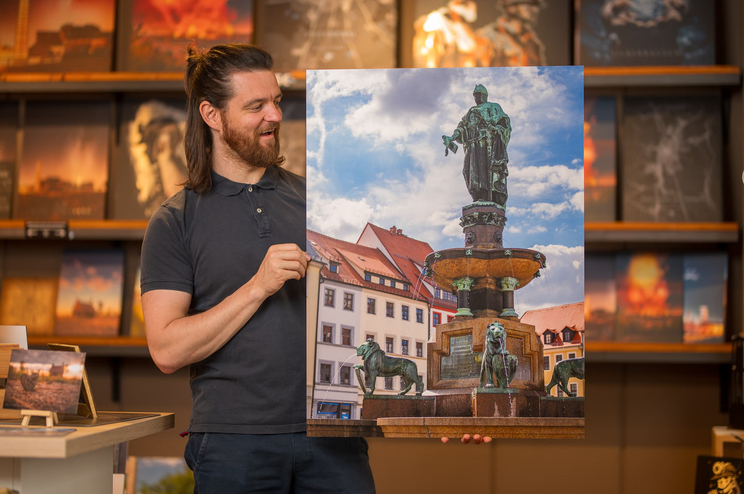 Wandbild 'Brunnendenkmal Otto der Reiche' 60x80cm 5mm Forex - B-Ware