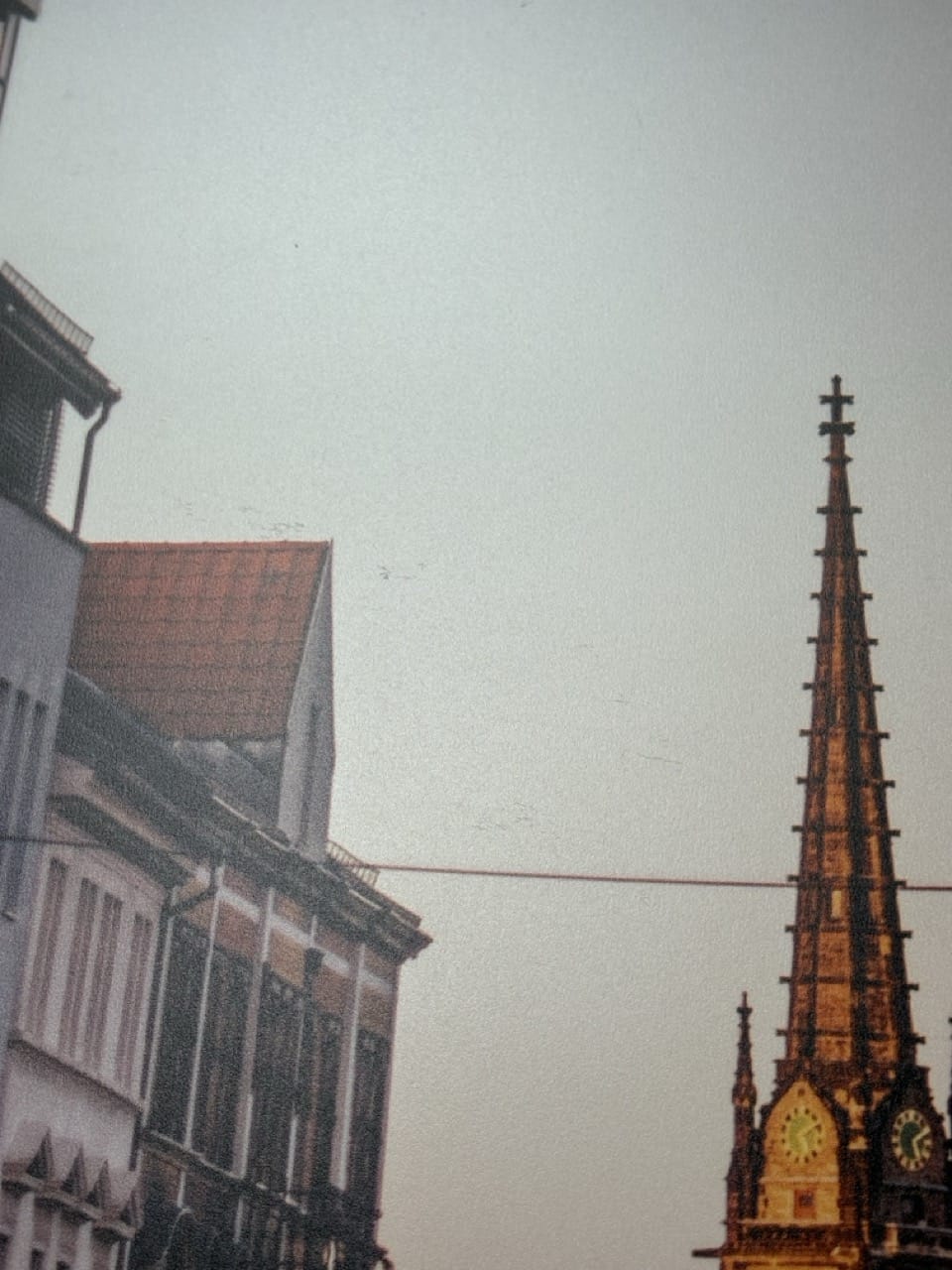 Wandbild 'Bahnhofstraße mit Jakobikirche' 50x80cm auf 3mm Forex - B-Ware