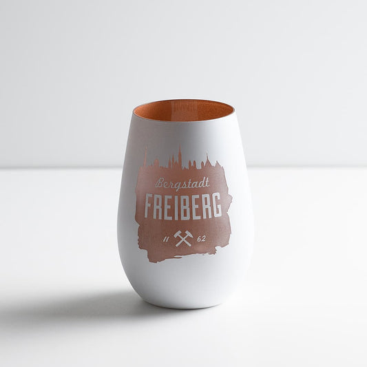 Windlicht Freiberg Silhouette in Weiß-Bronze - Satiniertes Glas mit Bergstadt-Skyline